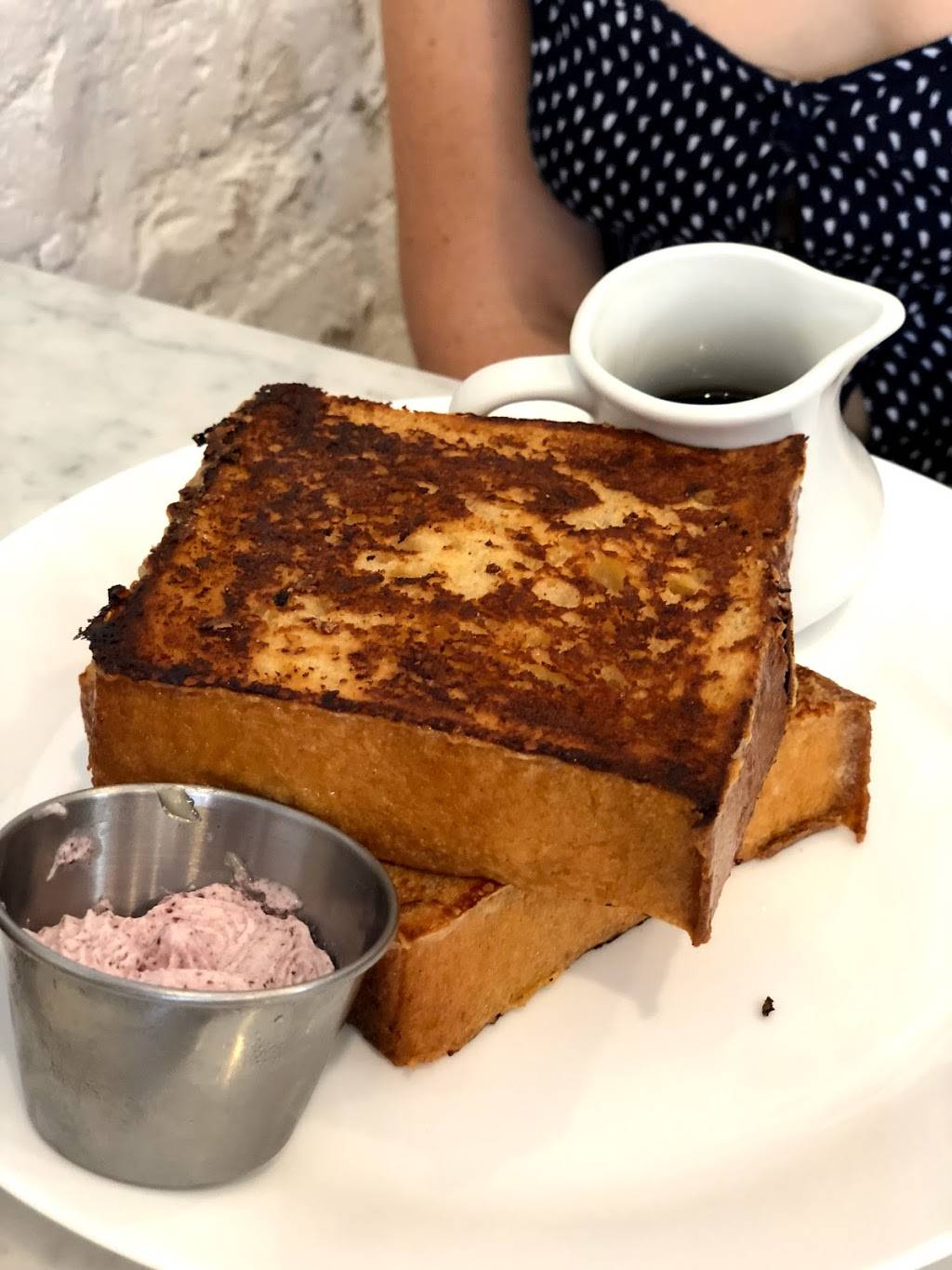 Over Easy Breakfast Club | restaurant | 2302 E Norris St, Philadelphia, PA 19125, USA | 5183696759 OR +1 518-369-6759