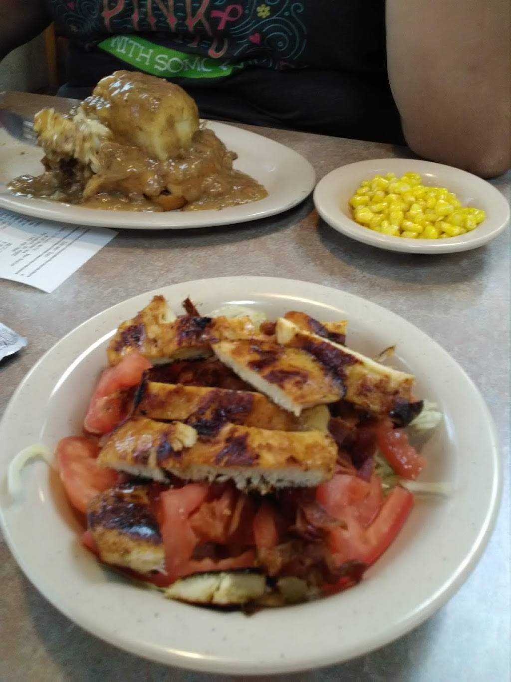 Tudors Biscuit World | restaurant | 4030 Rhodes Ave, New Boston, OH 45662, USA | 7404561584 OR +1 740-456-1584