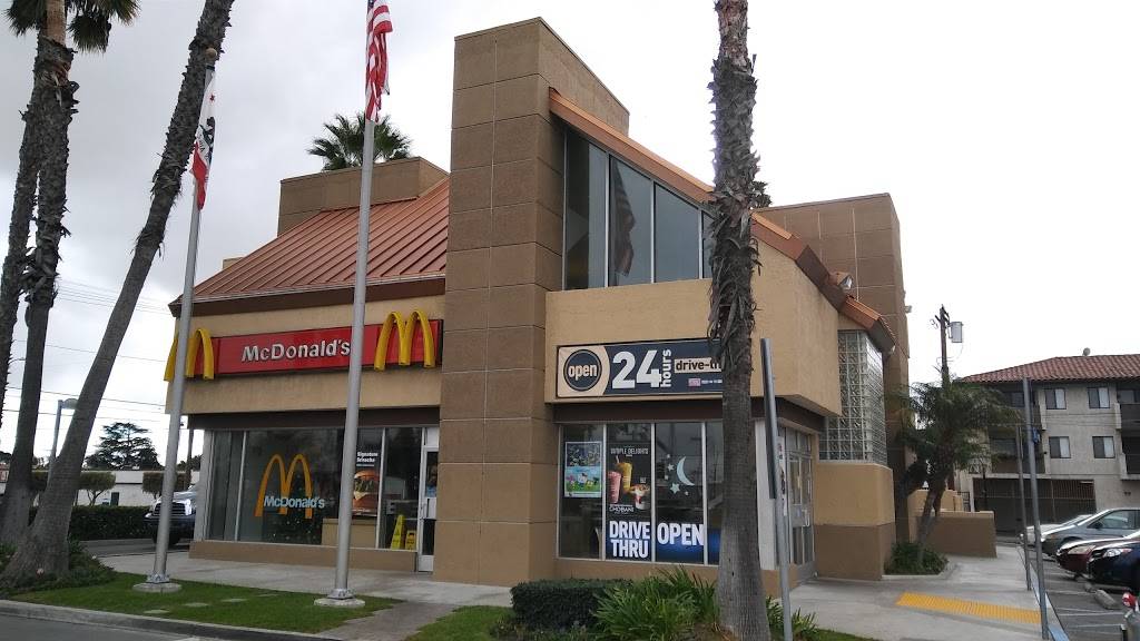 McDonalds | cafe | 1712 Pacific Coast Hwy, Harbor City, CA 90717, USA | 3105309520 OR +1 310-530-9520