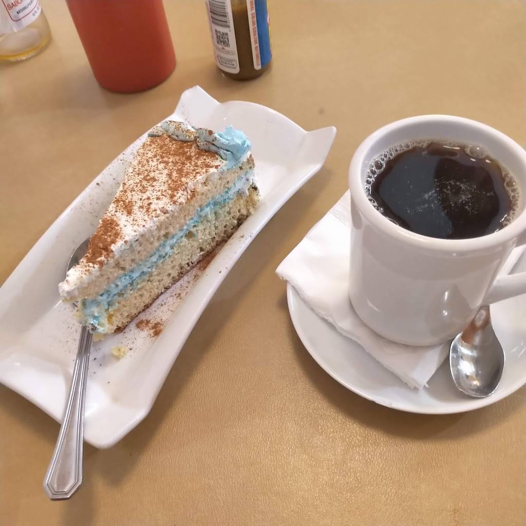 Pupuseria Latinos | restaurant | 25 Eby St S, Kitchener, ON N2G 3K6, Canada | 5197437985 OR +1 519-743-7985