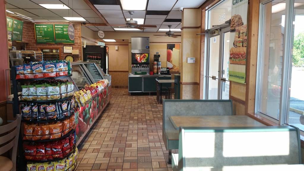 Subway | restaurant | 424 Wright Blvd, Conway, SC 29527, USA | 8432485637 OR +1 843-248-5637