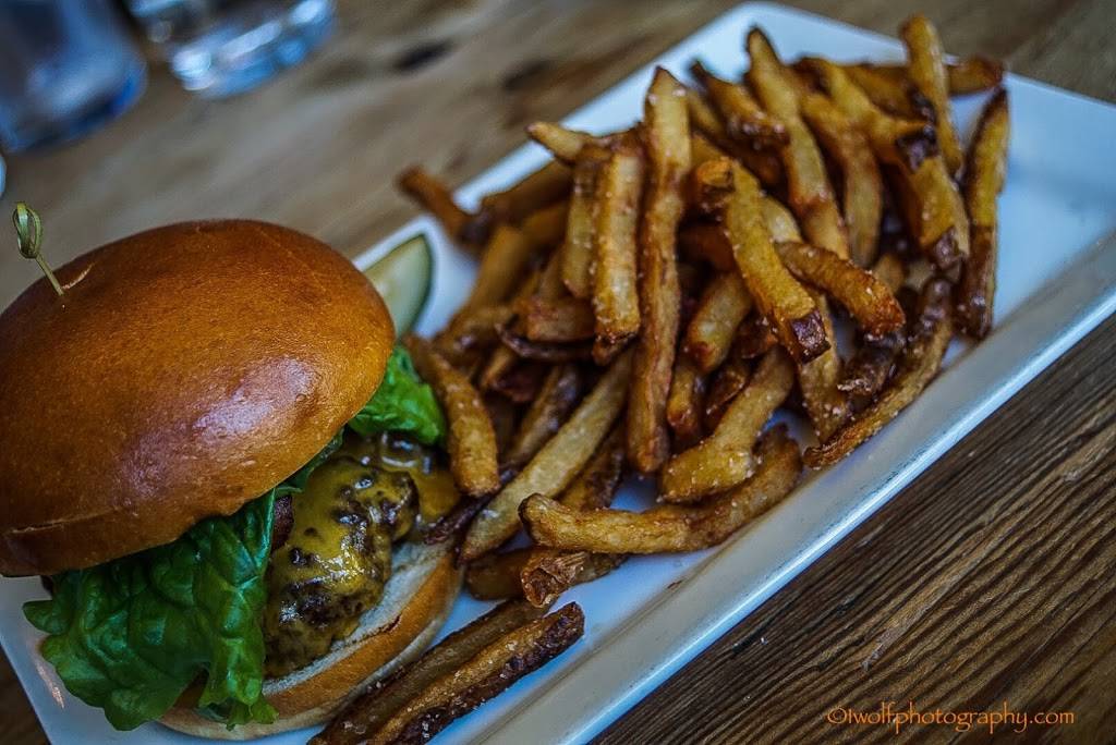 The Ginger Man | restaurant | 64 Greenwich Ave, Greenwich, CT 06830, USA | 2038616400 OR +1 203-861-6400