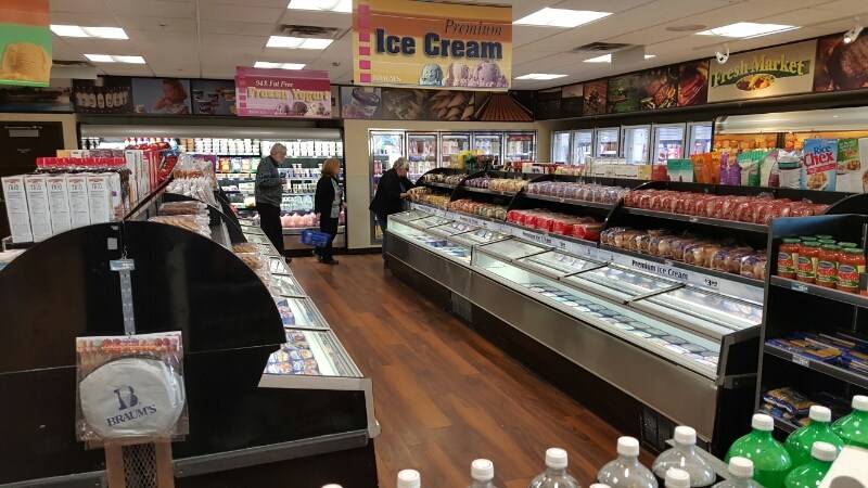 Braums Ice Cream & Burger Restaurant | restaurant | 800 E Lindsey St, Norman, OK 73071, USA | 4053601025 OR +1 405-360-1025