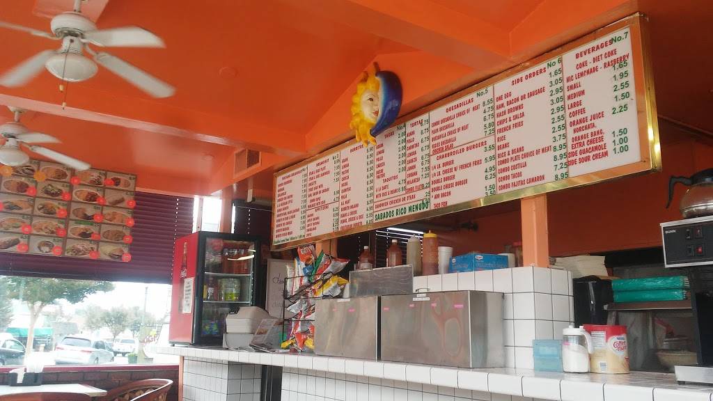 Lupes Place | restaurant | 1446 Foothill Blvd, La Cañada Flintridge, CA 91011, USA | 8187908950 OR +1 818-790-8950