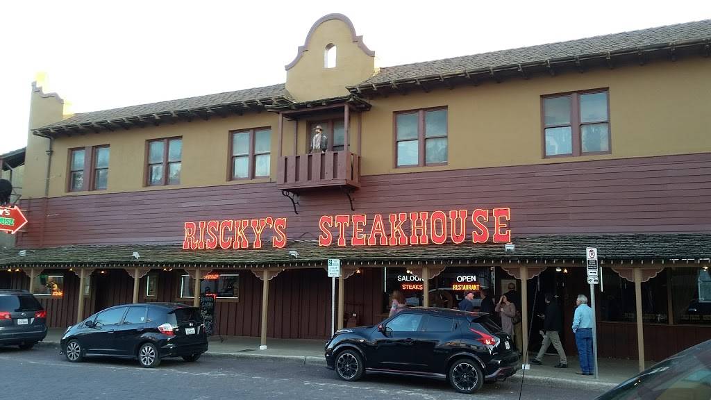 H3 Ranch | restaurant | 109 E Exchange Ave, Fort Worth, TX 76164, USA | 8176241246 OR +1 817-624-1246