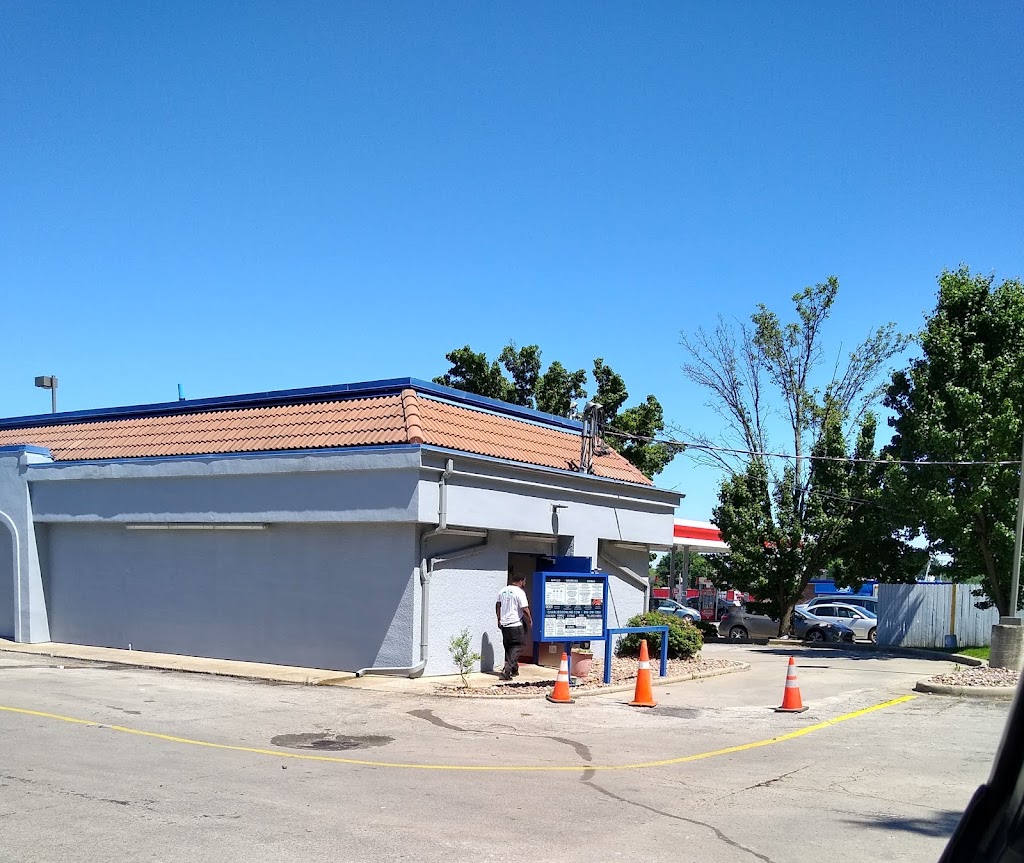 Charlie Ds Express | restaurant | 12323 E US Hwy 40, Independence, MO 64055, USA | 8162167322 OR +1 816-216-7322