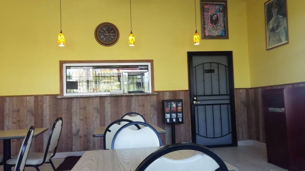 Jamaican Jerk Spice | restaurant | 6500 S Cottage Grove Ave, Chicago, IL 60637, USA | 7739554333 OR +1 773-955-4333