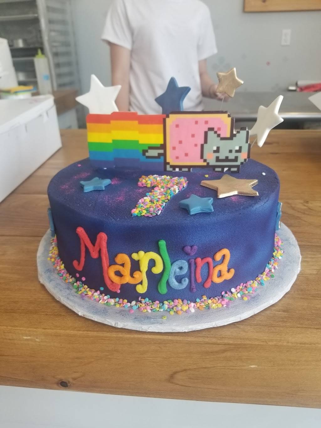 Flour(ish) Bake Shoppe | bakery | 79 Rantoul St, Beverly, MA 01915, USA | 9789691136 OR +1 978-969-1136