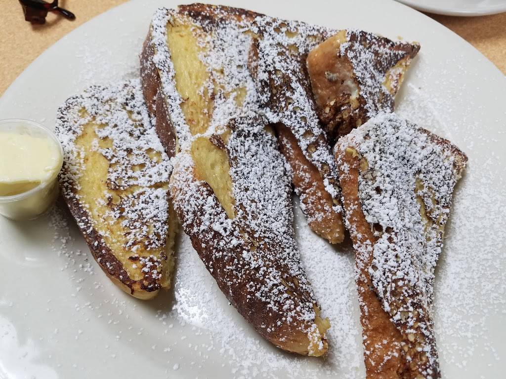 Jenis Main Street Grill | restaurant | 54195 NY-25, Southold, NY 11971, USA | 6317659610 OR +1 631-765-9610