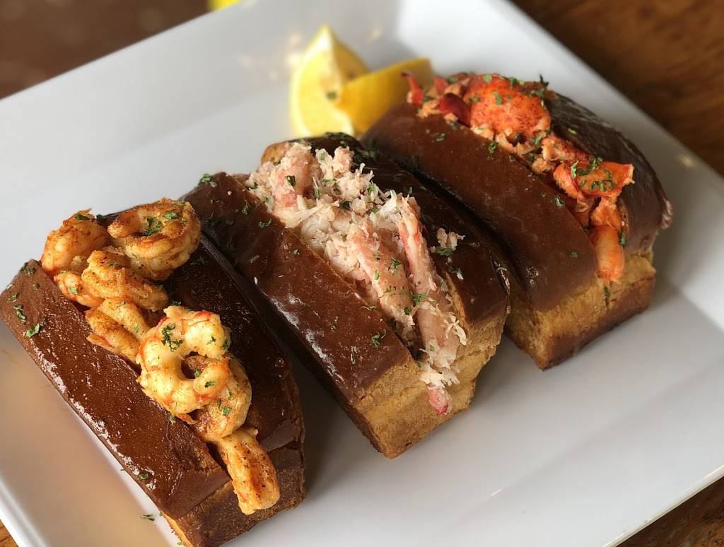 BETWEEN THE BUN | restaurant | 4920 Telegraph Ave, Oakland, CA 94609, USA | 5102142024 OR +1 510-214-2024