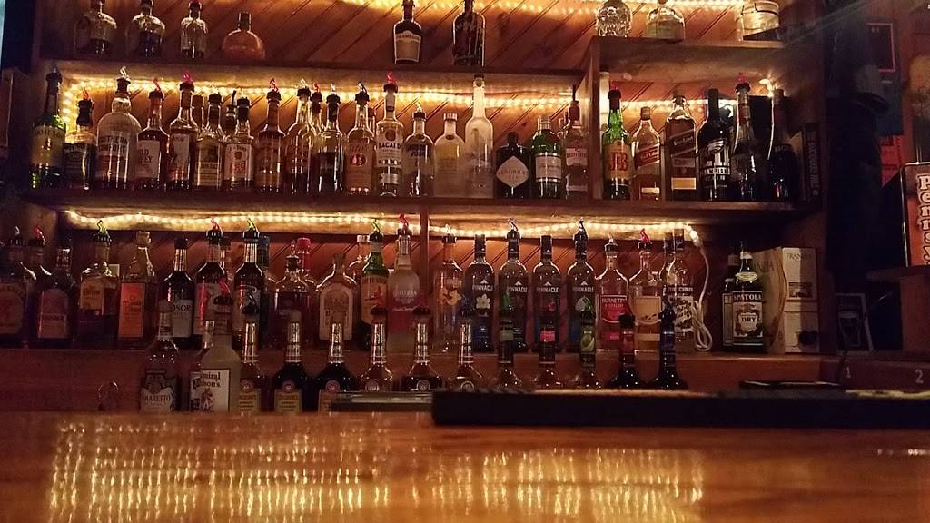 Hang Loose | restaurant | 300 E Broad St, Tamaqua, PA 18252, USA | 5702257008 OR +1 570-225-7008