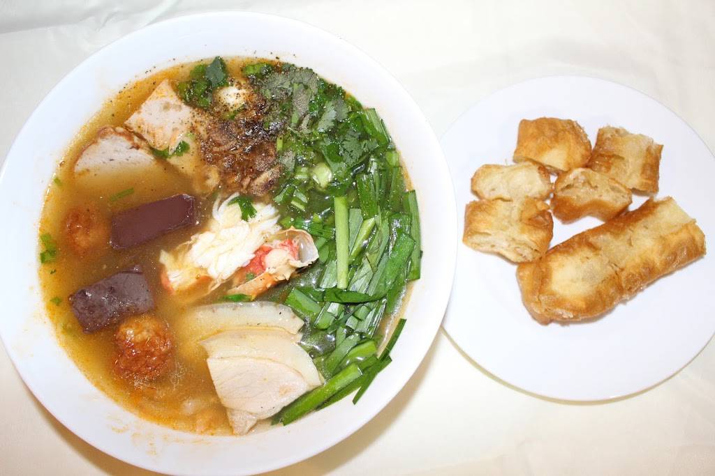 Mon Viet Asian Bistro | restaurant | 5495 Jimmy Carter Blvd a6, Norcross, GA 30093, USA | 4704659999 OR +1 470-465-9999