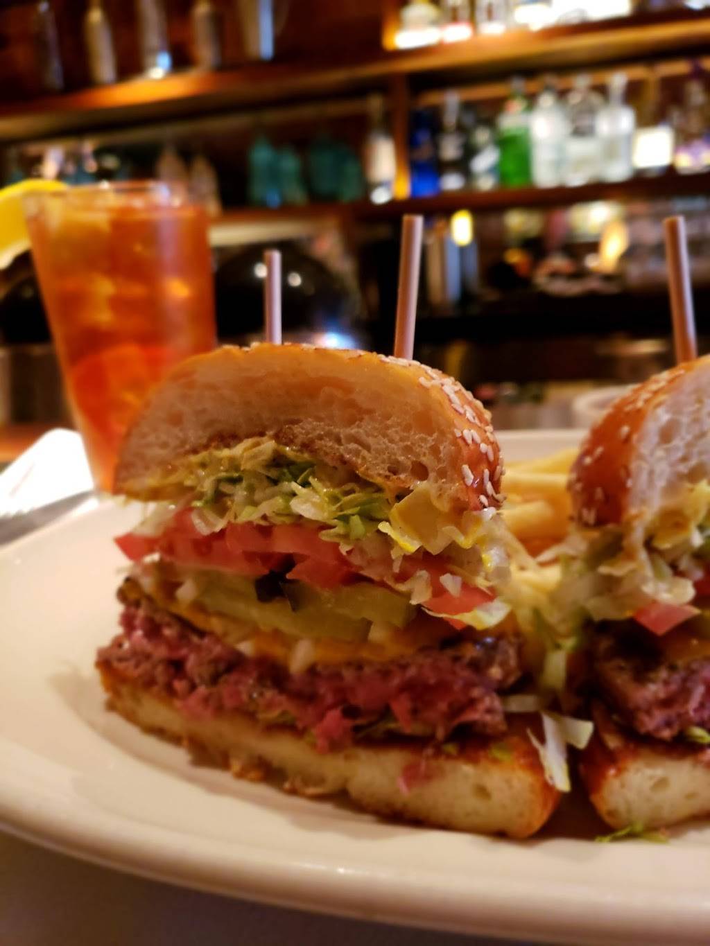 South Beverly Grill | restaurant | 122 S Beverly Dr, Beverly Hills, CA 90212, USA | 3105500242 OR +1 310-550-0242