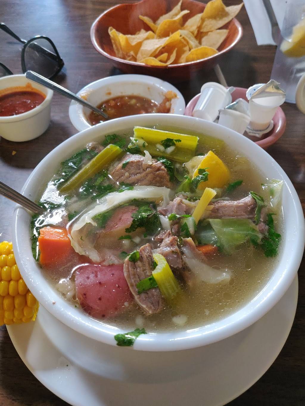 La Fuente Restaurant | restaurant | 5552 N Figueroa St, Los Angeles, CA 90042, USA | 3232573564 OR +1 323-257-3564