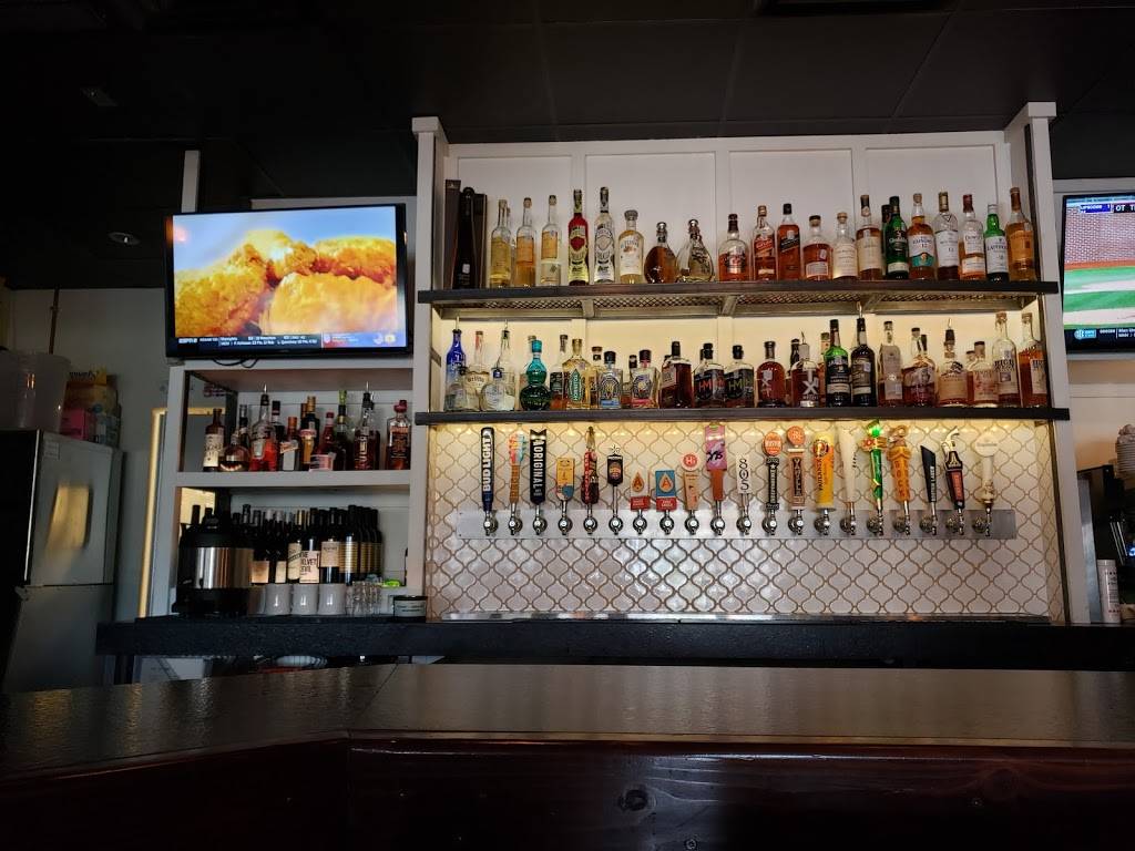 Brick’s Pub | restaurant | 1807 W Slaughter Ln #100, Austin, TX 78748, USA | 5124945239 OR +1 512-494-5239