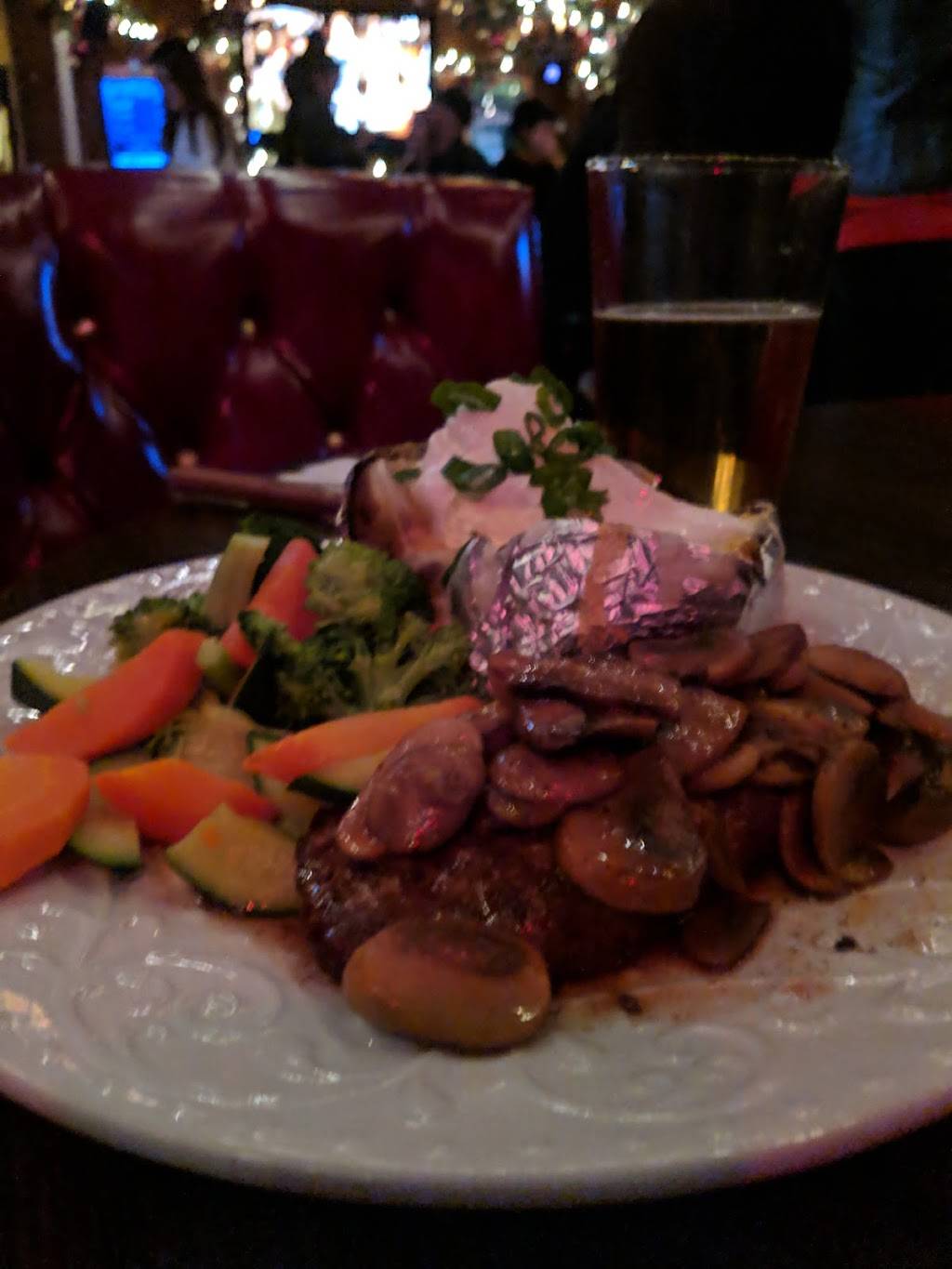 Ye Rustic Inn | restaurant | 1831 Hillhurst Ave, Los Angeles, CA 90027, USA | 3236625757 OR +1 323-662-5757