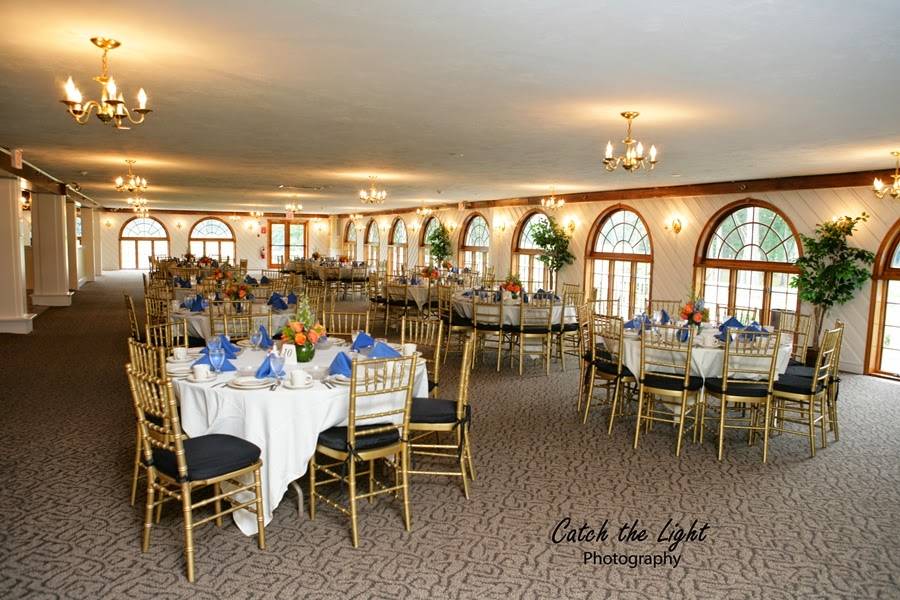 Pembroke Country Club | restaurant | 94 W Elm St, Pembroke, MA 02359, USA | 7818292292 OR +1 781-829-2292