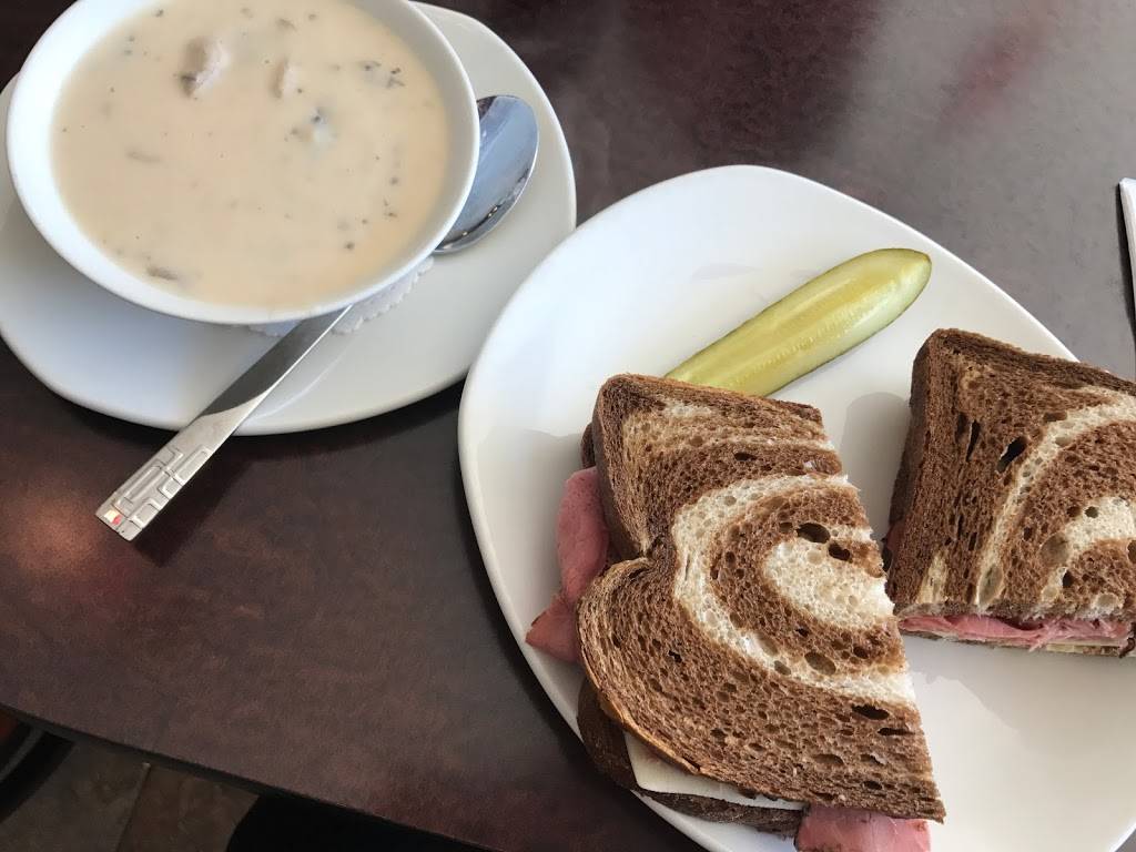 Basils Market And Deli | meal takeaway | 276 Ridout St, Port Hope, ON L1A 1P7, Canada | 9058854002 OR +1 905-885-4002