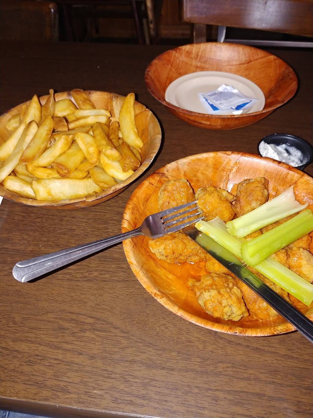 Wings Plus | meal takeaway | 1235 N University Dr, Coral Springs, FL 33071, USA | 9547574950 OR +1 954-757-4950