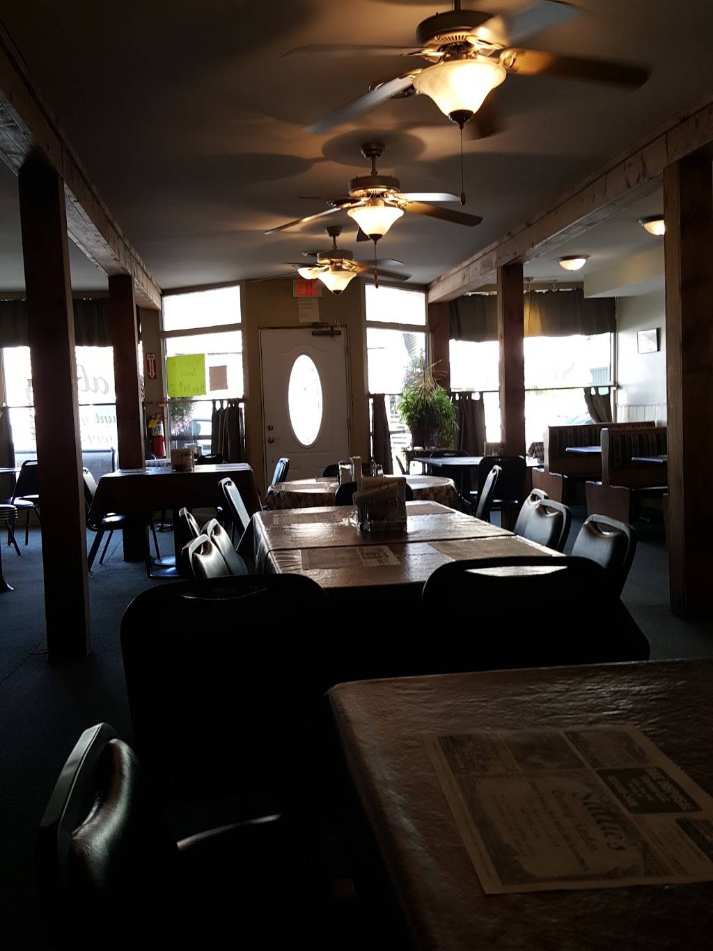 Sallies Country Kitchen | restaurant | 23 Main St, Nichols, NY 13812, USA | 6076993730 OR +1 607-699-3730