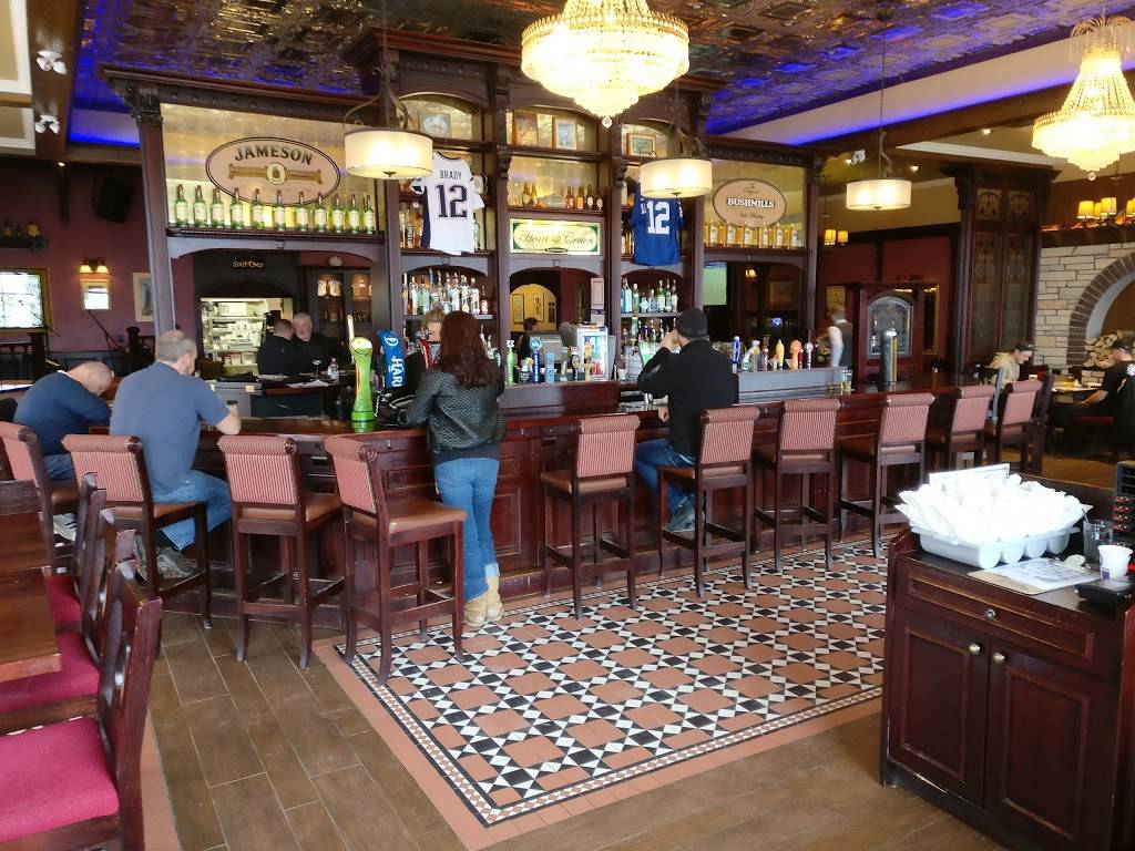 Heart & Crown - Barrhaven | restaurant | 3161 Strandherd Dr #300, Nepean, ON K2J 5N1, Canada | 6134403906 OR +1 613-440-3906