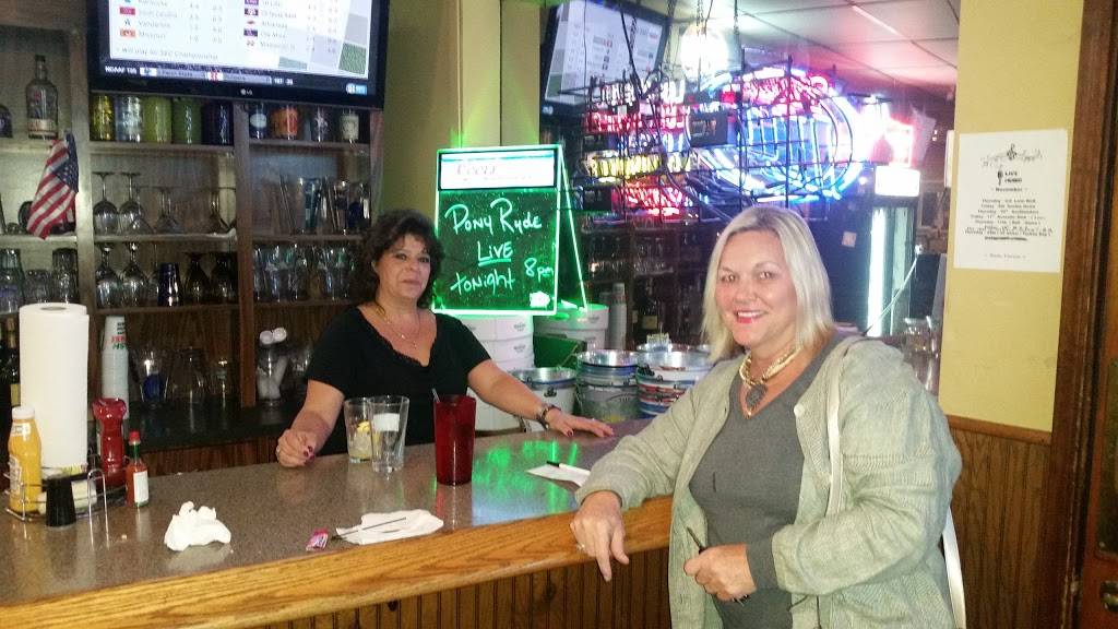 Buds Tavern | restaurant | 4014 Dixie Hwy, Louisville, KY 40216, USA | 5023849131 OR +1 502-384-9131