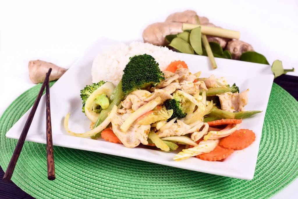 Délices Thaï xp | restaurant | 600 Rue Pierre-Caisse, Saint-Jean-sur-Richelieu, QC J3A 1M1, Canada | 4503590486 OR +1 450-359-0486