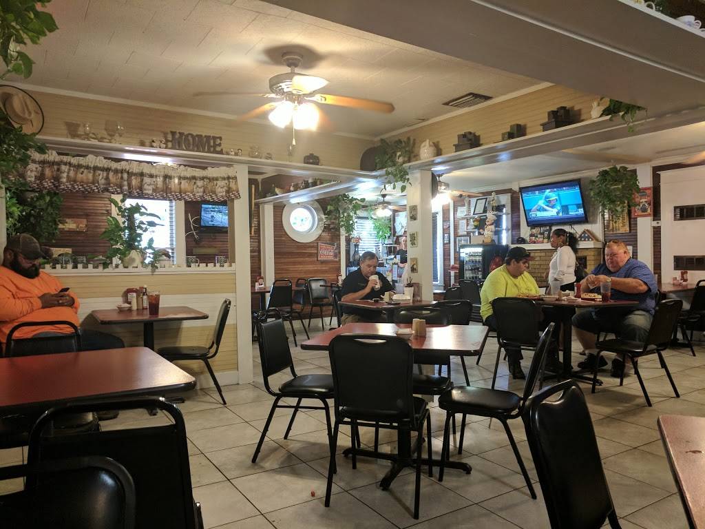 Pauls Kitchen | restaurant | 116 N 4th Ave, Wauchula, FL 33873, USA | 8637730292 OR +1 863-773-0292