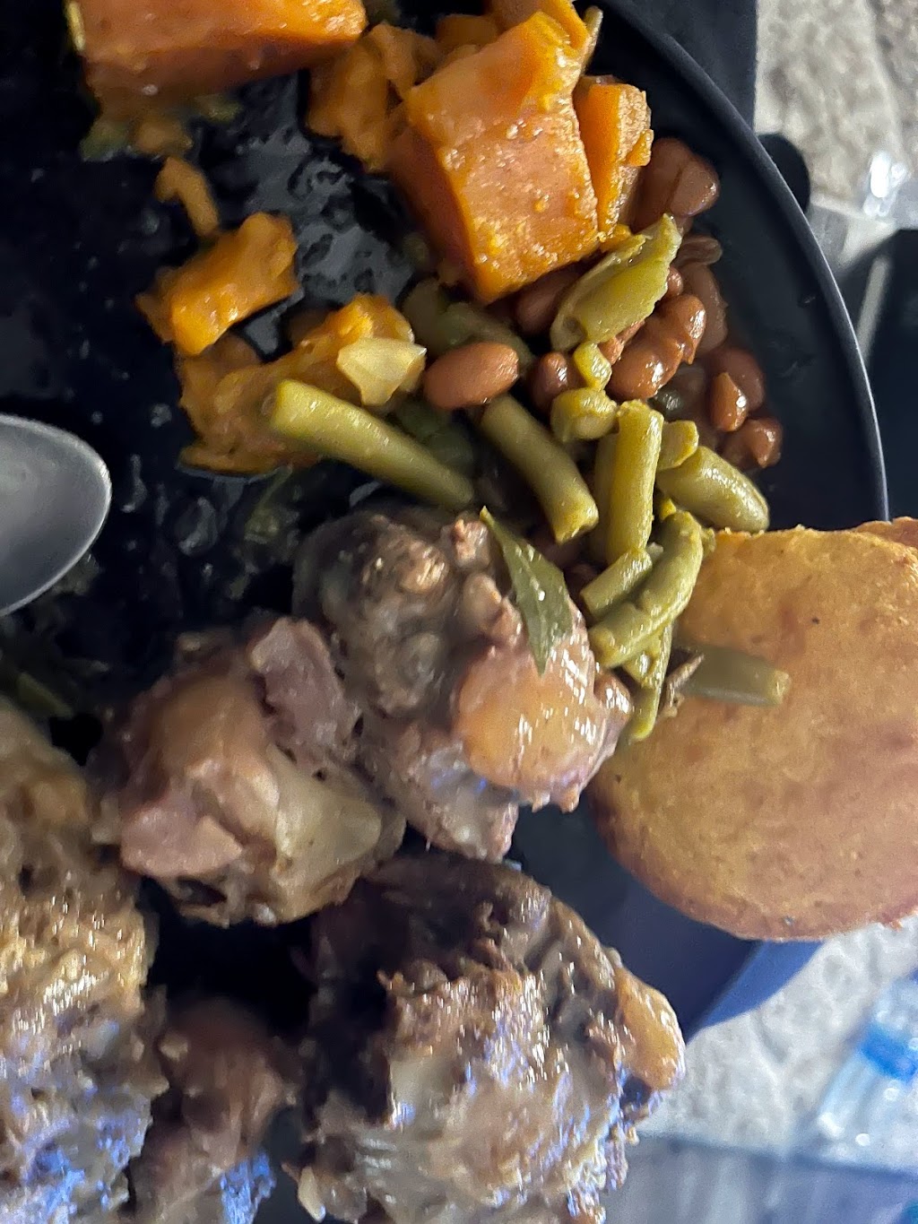 Taste of Tasby | restaurant | 6541 Meadowbrook Dr, Fort Worth, TX 76112, USA | 8178511180 OR +1 817-851-1180