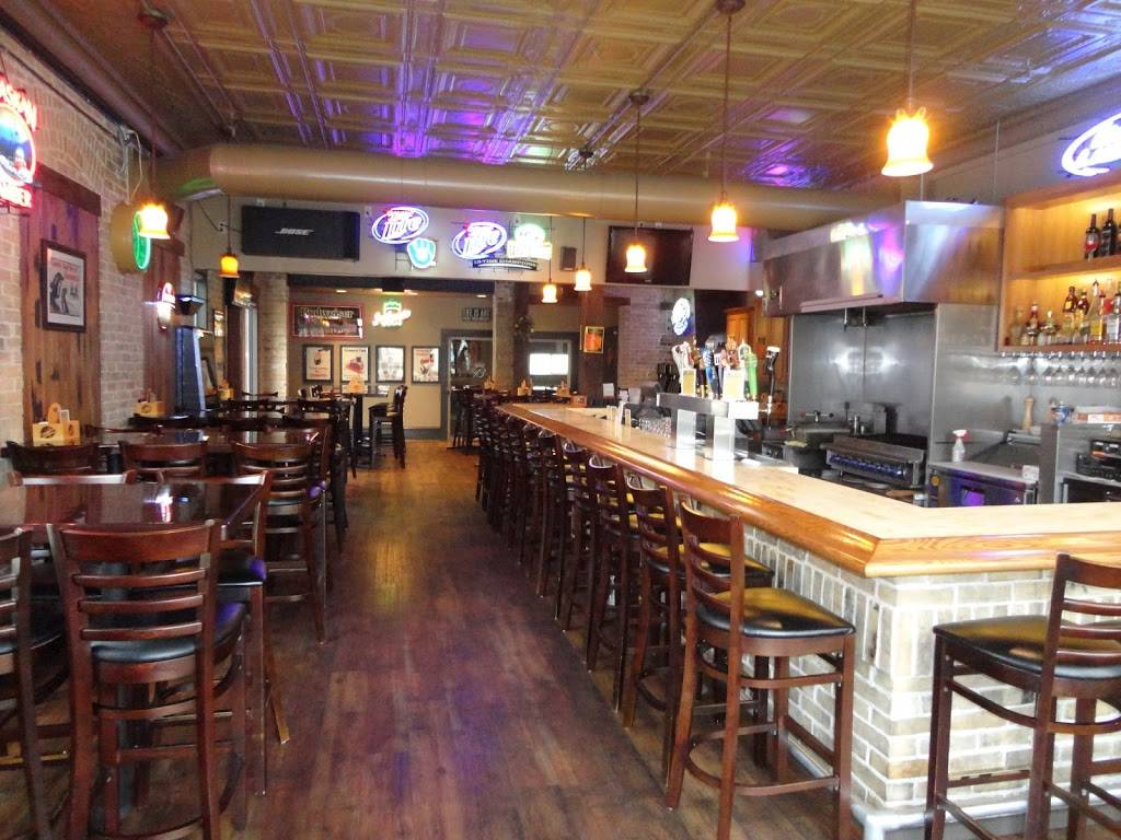 The Slinger House Pub & Grille | restaurant | 100 W Washington St, Slinger, WI 53086, USA | 2626448518 OR +1 262-644-8518