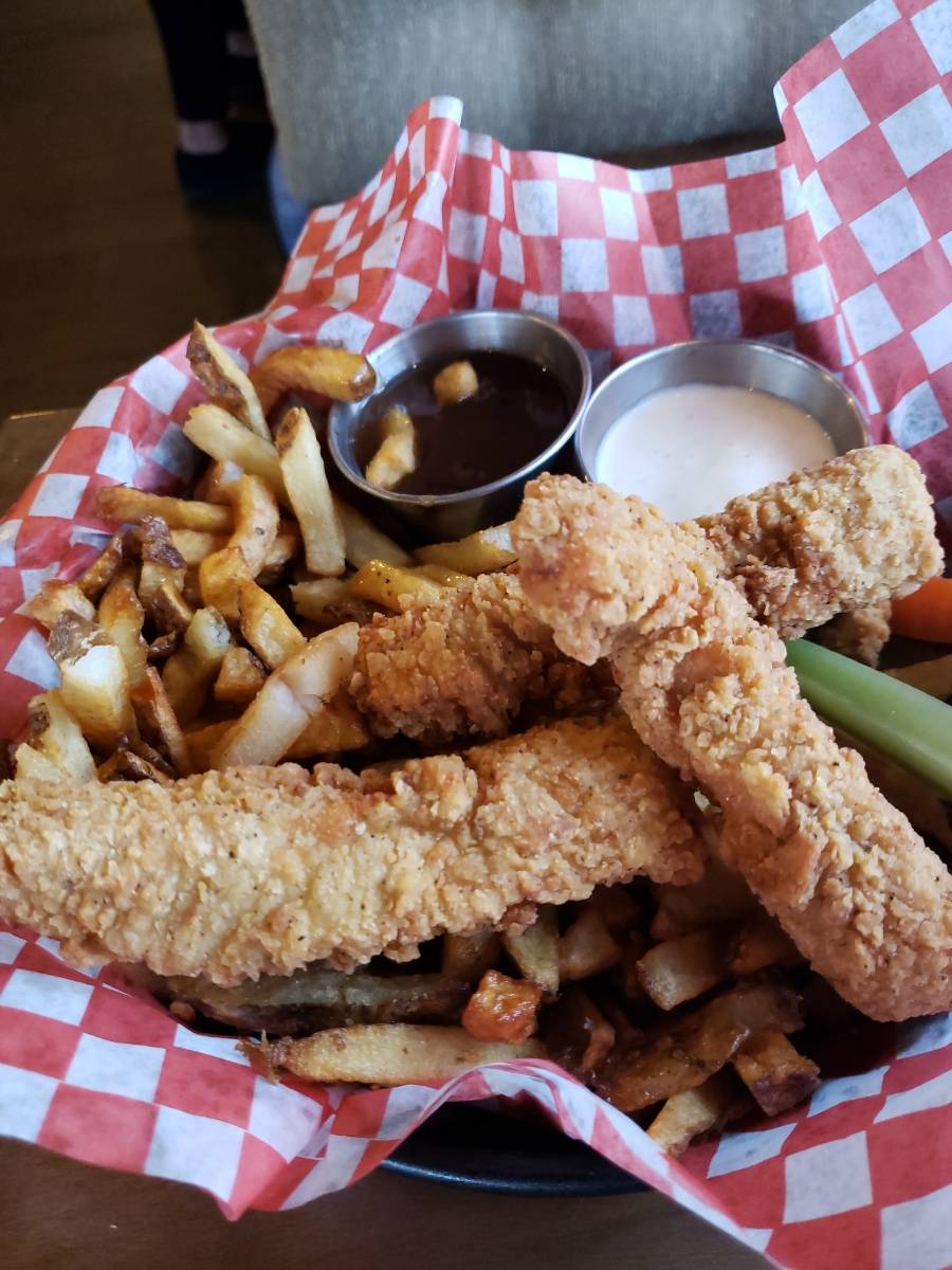 Swiss Chalet | restaurant | 7359 Woodbine Ave, Markham, ON L3R 1A7, Canada | 9053059948 OR +1 905-305-9948