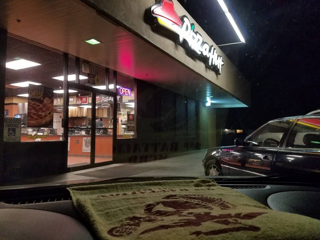 Pizza Hut | meal takeaway | 4708 Planz Rd, Bakersfield, CA 93309, USA | 6618362800 OR +1 661-836-2800