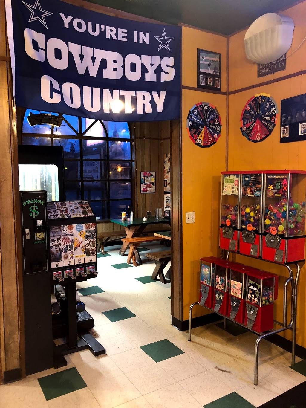 Pizza Factory | restaurant | 14088 E. Hwy 88, Lockeford, CA 95237, USA | 2097273707 OR +1 209-727-3707