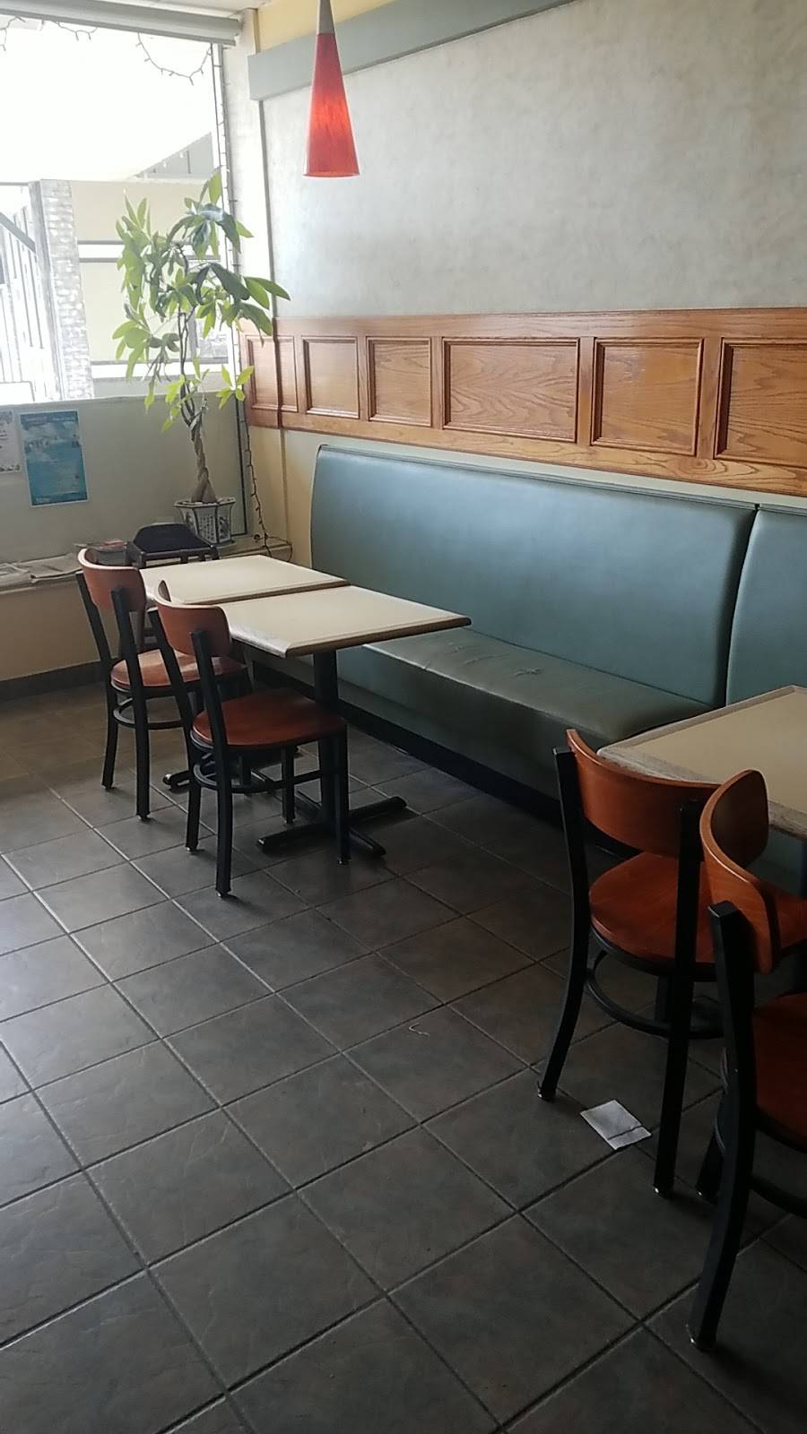 Jans Chinese Food | restaurant | 10095 Main Rd #16, Mattituck, NY 11952, USA | 6312982066 OR +1 631-298-2066