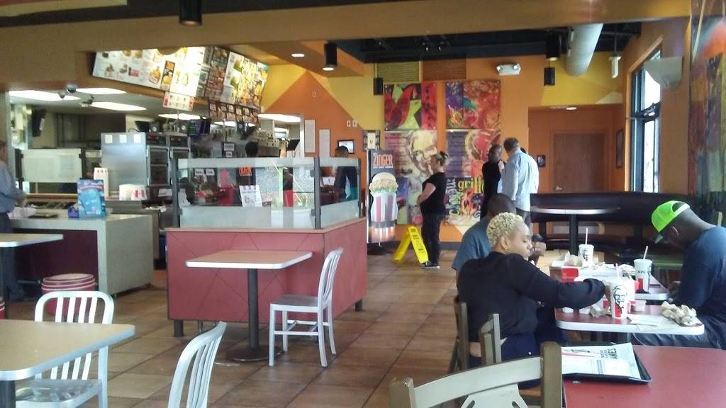 KFC | restaurant | 5540 University Pointe Blvd, Charlotte, NC 28262, USA | 7045102228 OR +1 704-510-2228