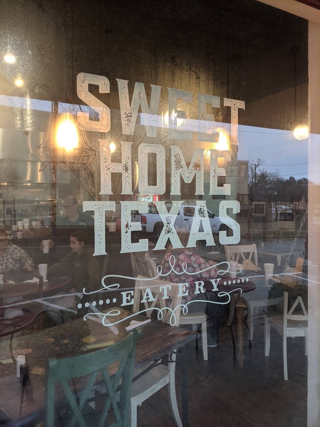 Sweet Home Texas Eatery | restaurant | 100 Houston St, Mt Vernon, TX 75457, USA | 9032702134 OR +1 903-270-2134