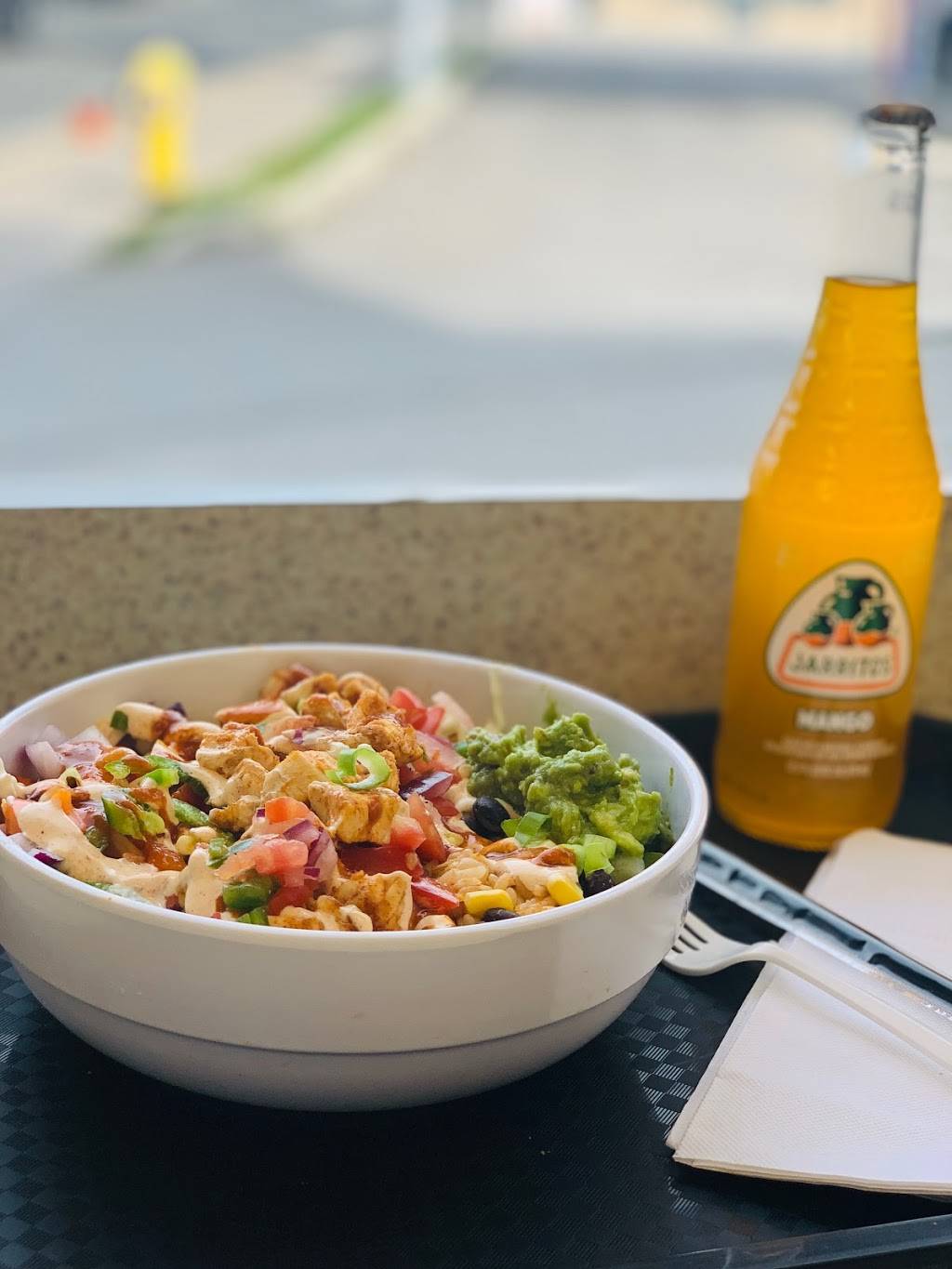 Currito | restaurant | 3449 Dundas St W, York, ON M6S 2S5, Canada | 4165517574 OR +1 416-551-7574