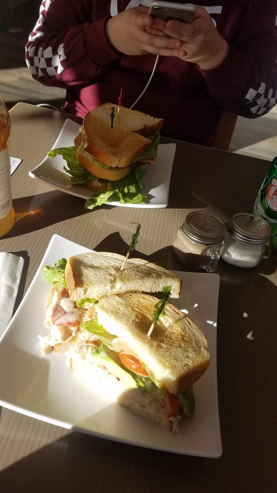 Biancas Deli & Cafe | cafe | 1307 N Vermont Ave # B, Los Angeles, CA 90027, USA | 3236691829 OR +1 323-669-1829