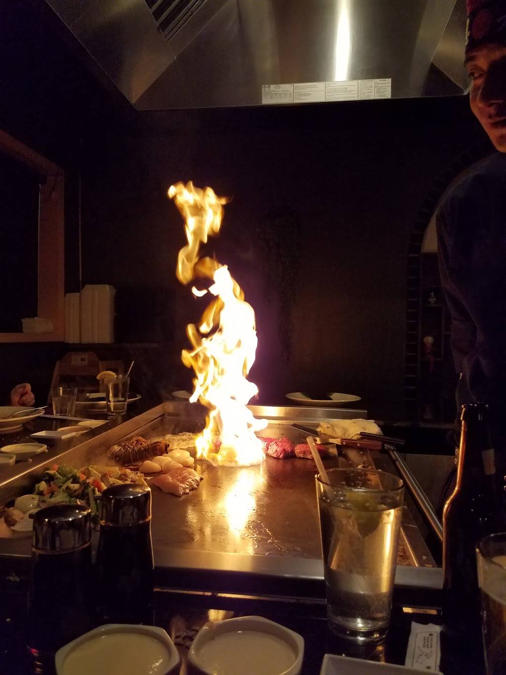Sapporo Hibachi Steakhouse And Sushi | restaurant | 32030 Plymouth Rd, Livonia, MI 48150, USA | 7346568888 OR +1 734-656-8888