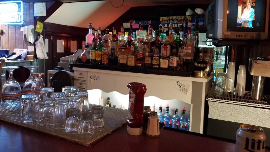 Wrightsville Inn | restaurant | 601 S Front St, Wrightsville, PA 17368, USA | 7172524508 OR +1 717-252-4508