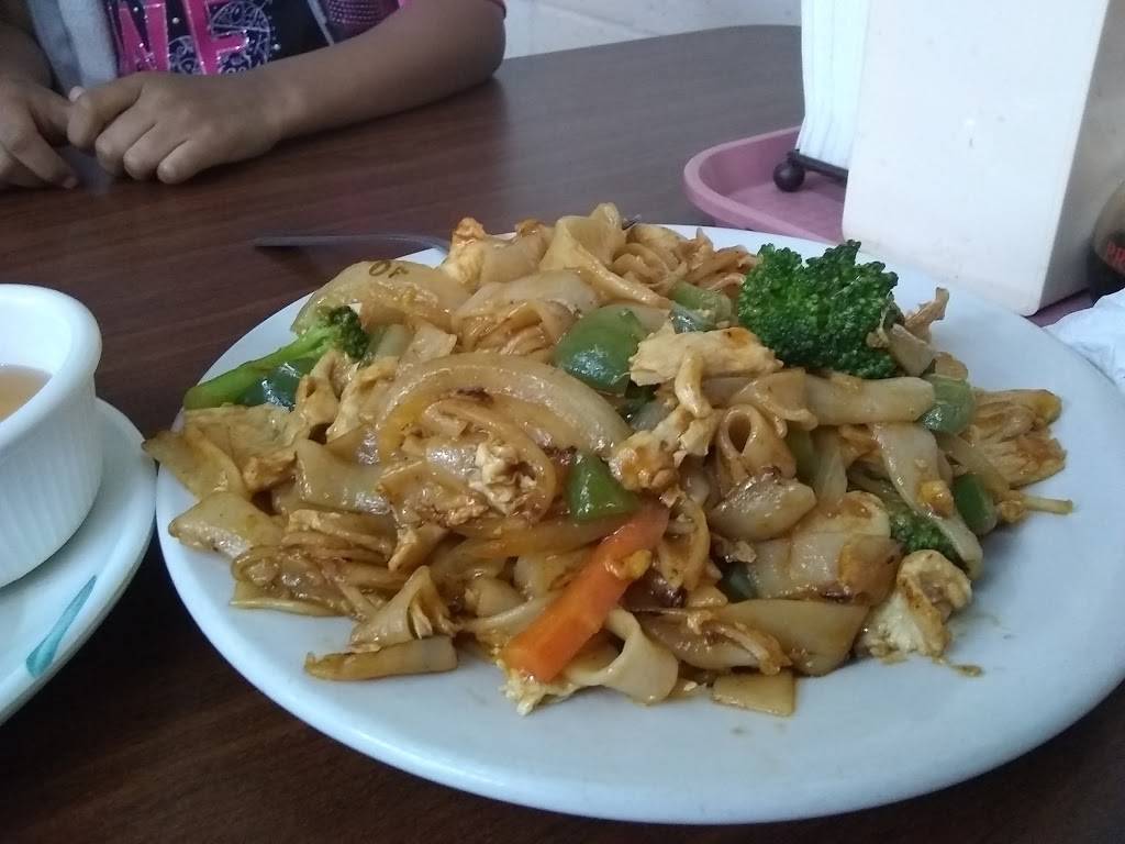 Lan Xang Kitchen | restaurant | 411 H St, Modesto, CA 95351, USA | 2095890712 OR +1 209-589-0712