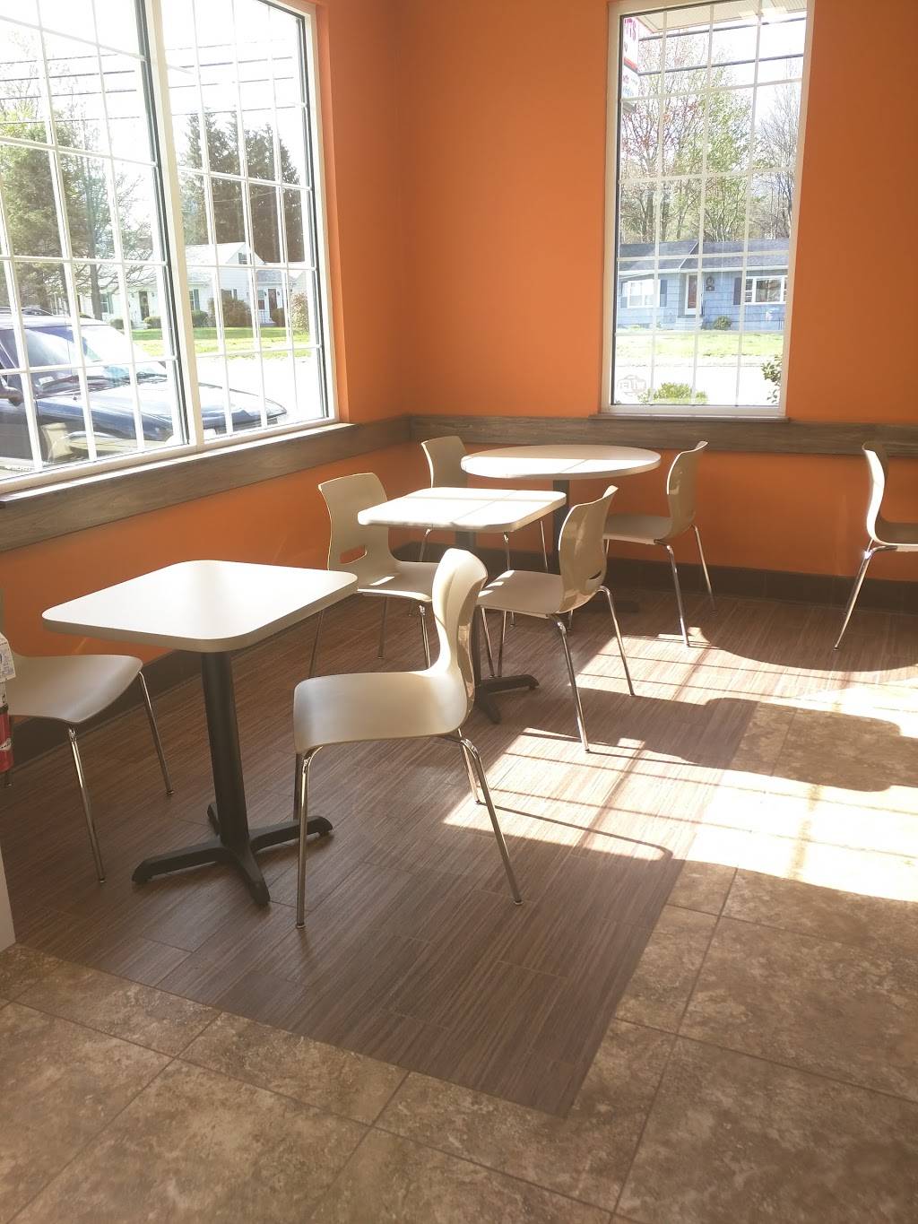 Dunkin | bakery | 92 W Main St, West Brookfield, MA 01585, USA | 5088677440 OR +1 508-867-7440