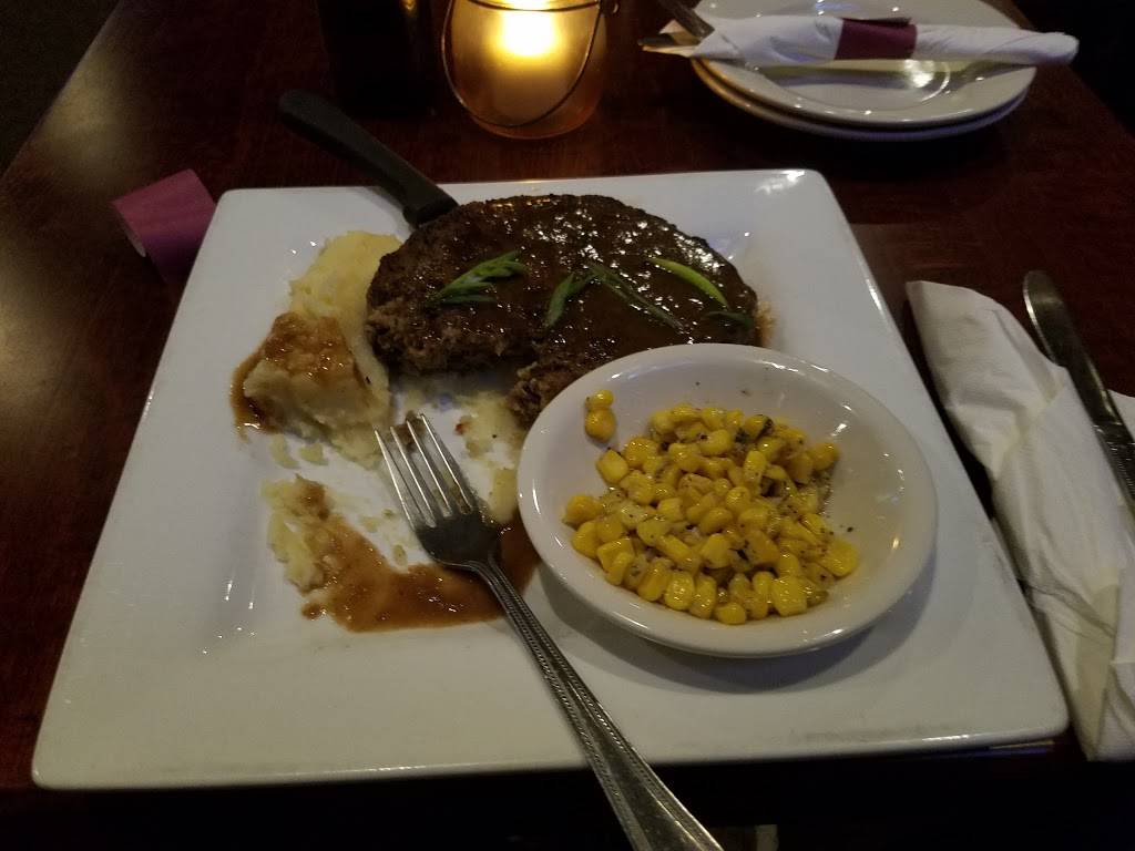 The Lodge Bar & Grill | restaurant | 1064 N Main St, Randolph, MA 02368, USA | 7819611600 OR +1 781-961-1600