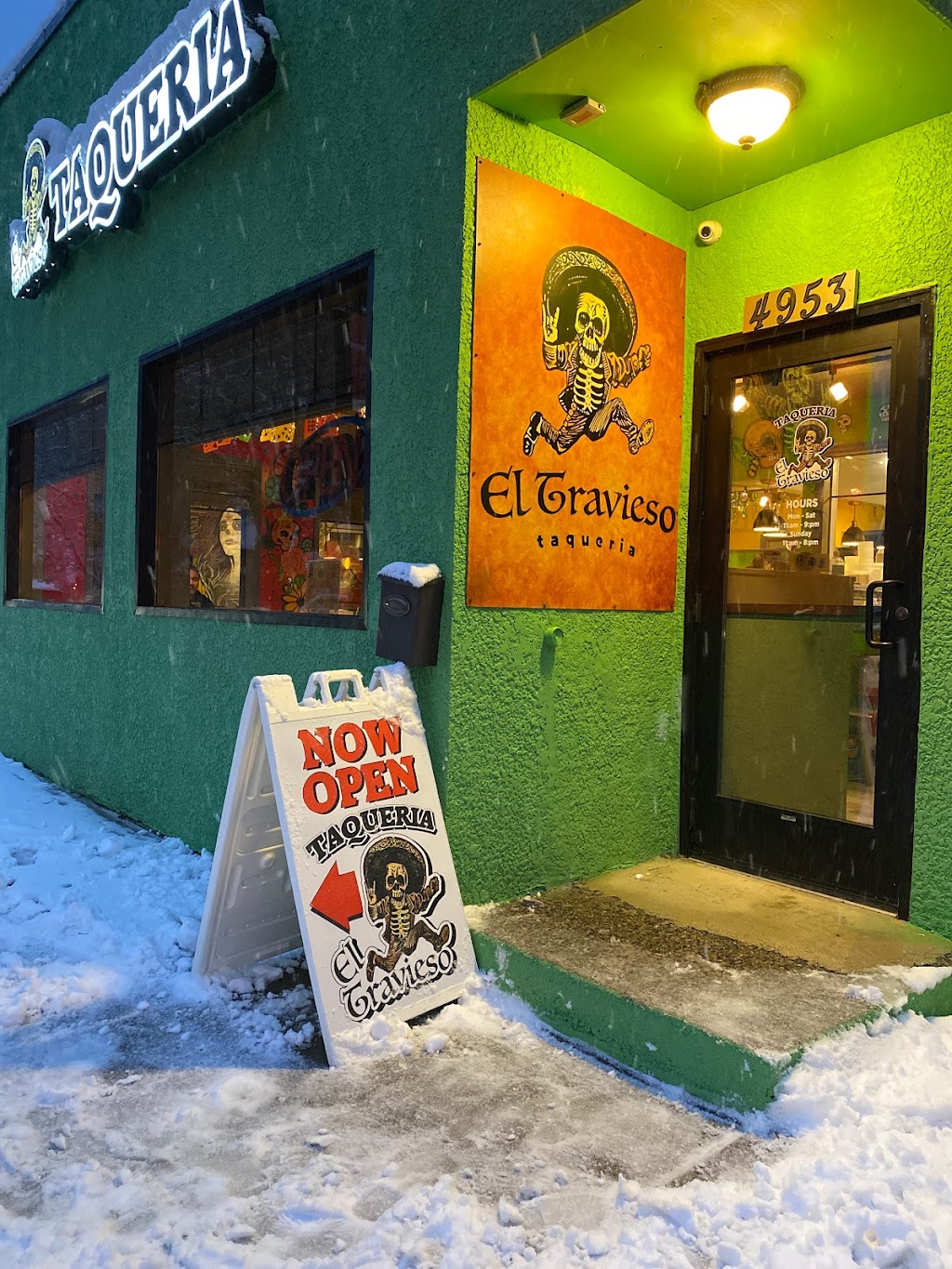 El Travieso taqueria | restaurant | 4953 Xerxes Ave S, Minneapolis, MN 55410, USA | 6129229235 OR +1 612-922-9235