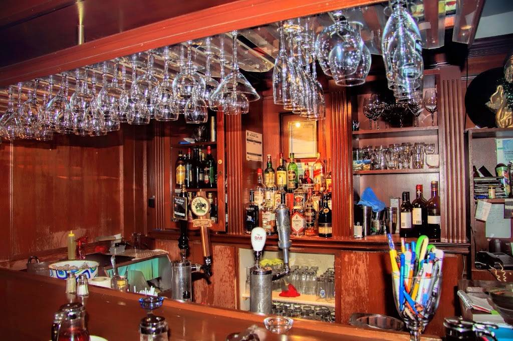 Red Cranberries Restaurant | restaurant | 601 Parliament St, Toronto, ON M4X 1P9, Canada | 4169256330 OR +1 416-925-6330