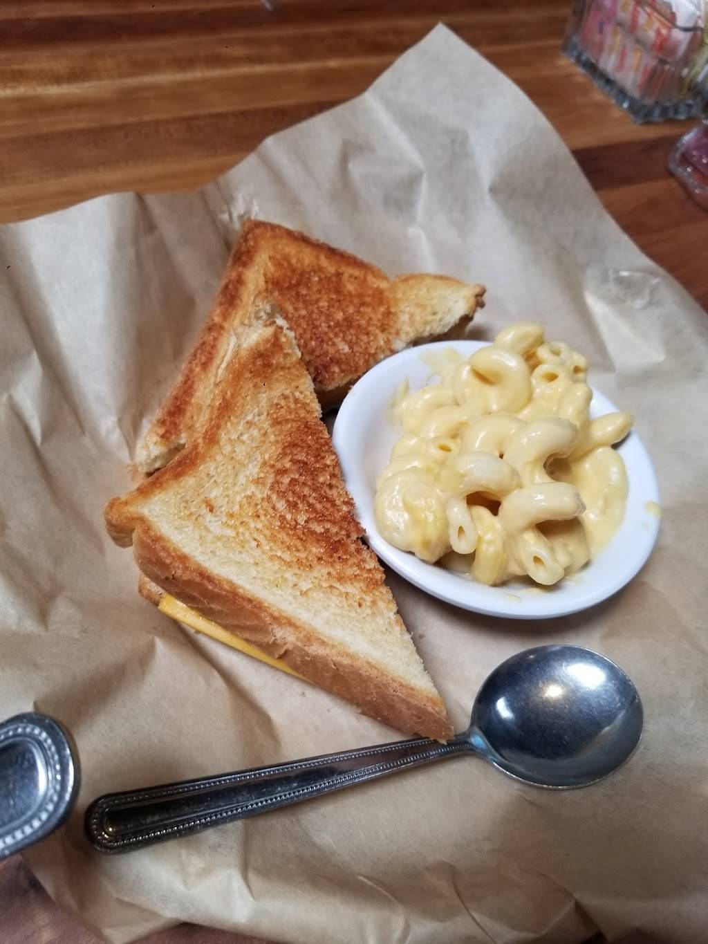 Cheddars Scratch Kitchen | restaurant | 8390 Kingston Pike, Knoxville, TN 37919, USA | 8658519233 OR +1 865-851-9233