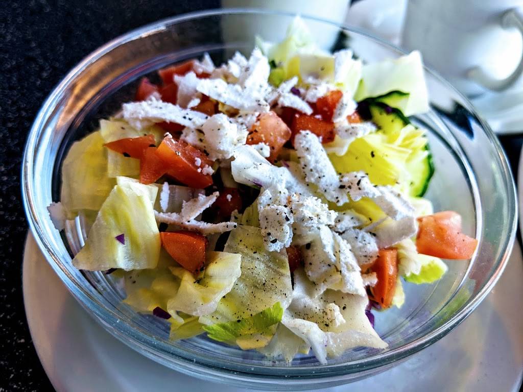 Mels Dinor Restaurant | restaurant | 559 Steven Ct, Newmarket, ON L3Y 9B8, Canada | 9058950550 OR +1 905-895-0550