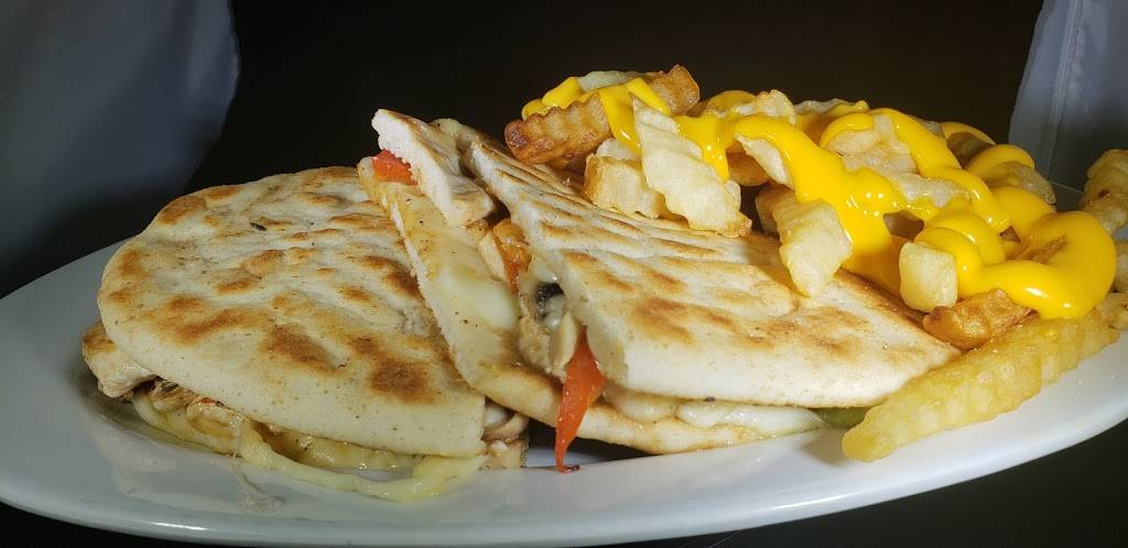 Alondras Cuisine | restaurant | 14 North St, Middletown, NY 10940, USA | 8452394795 OR +1 845-239-4795