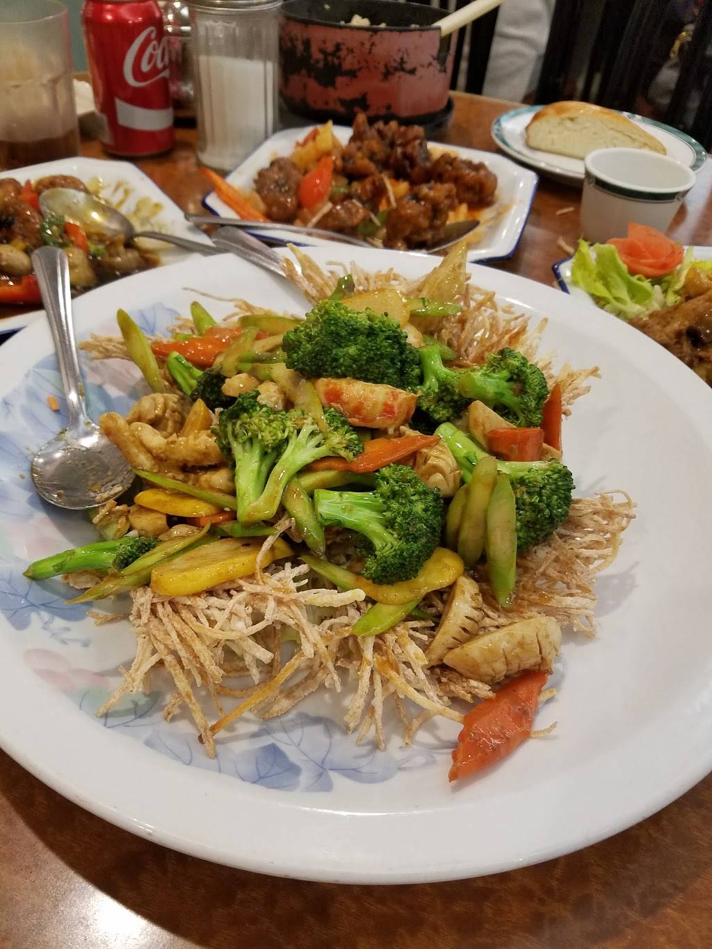 Happy Family Restaurant | restaurant | 18425 Colima Rd, Rowland Heights, CA 91748, USA | 6269659923 OR +1 626-965-9923