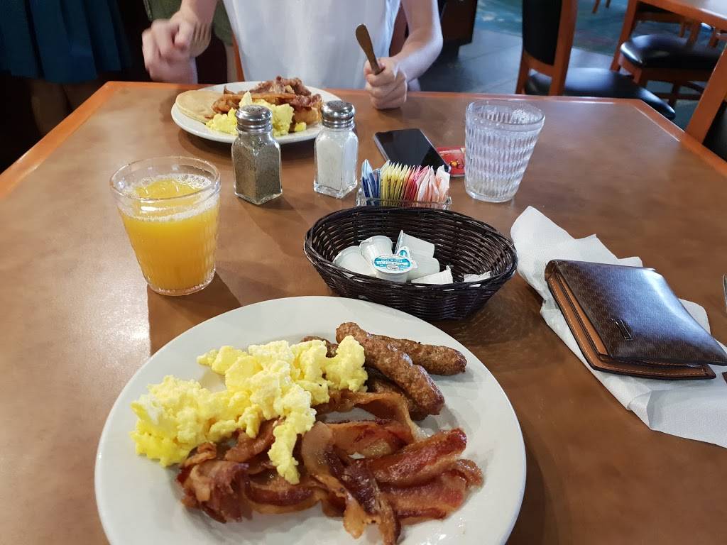 Boardwalk Buffet Restaurant | restaurant | 8442 Palm Pkwy, Orlando, FL 32836, USA | 4079967300 OR +1 407-996-7300